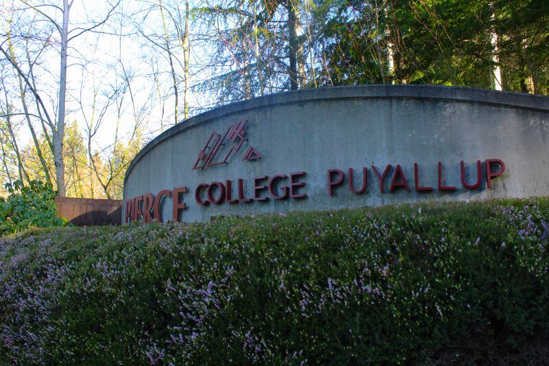 ملف:Pierce College Puyallup sign.jpg