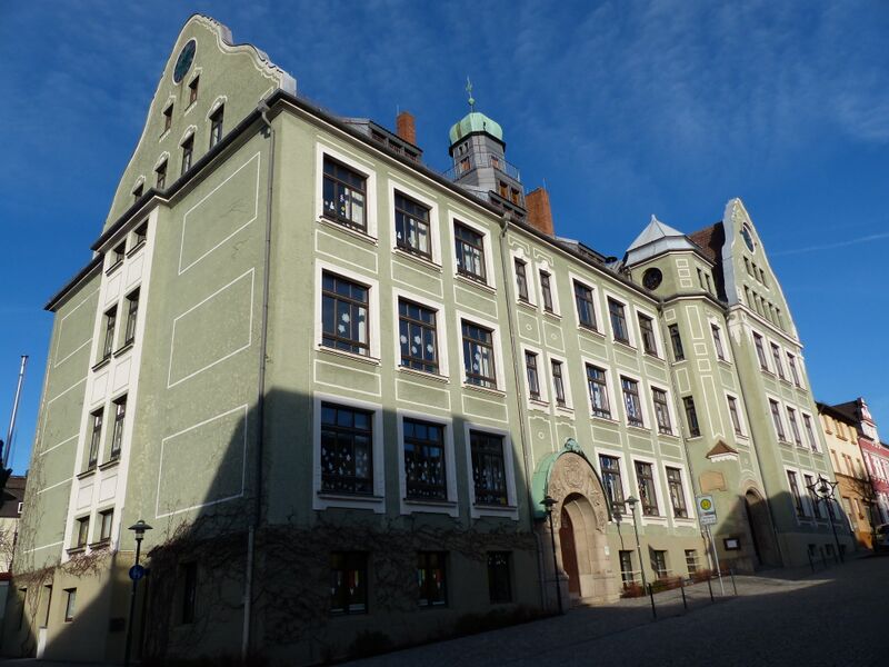 ملف:Rehau Zentrum 2015 xy22.JPG