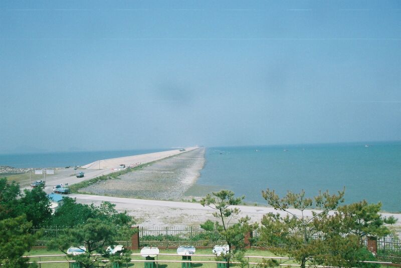 ملف:Saemangeum seawall.JPG