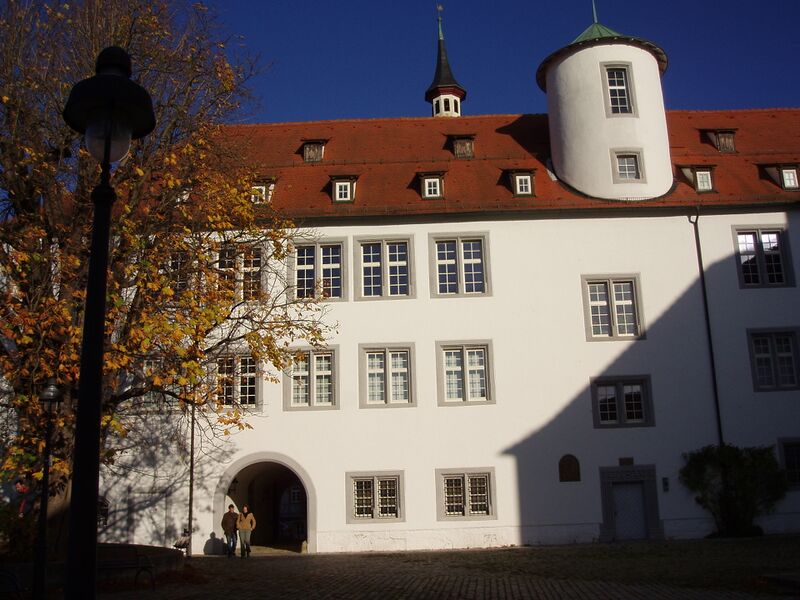 ملف:WaldenbuchSchloss.jpg