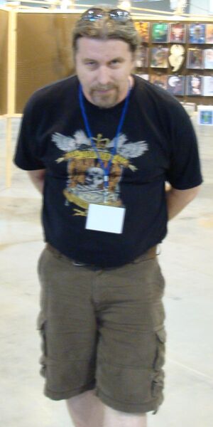 ملف:Bob Eggleton.jpg