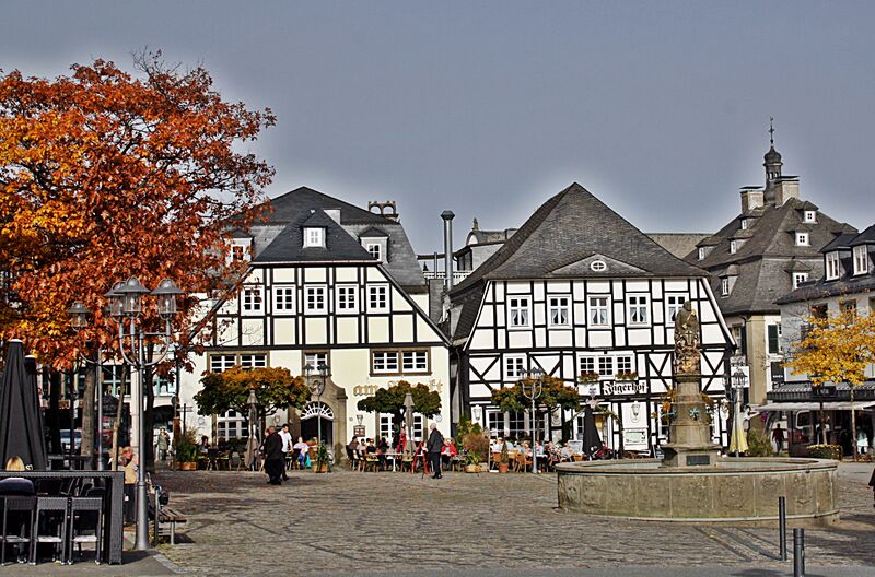 ملف:Brilon, Marktplatz, Impression.JPG