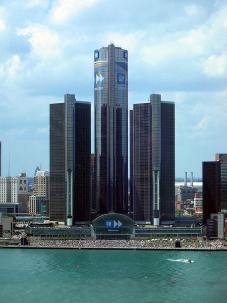 ملف:RenCen.JPG