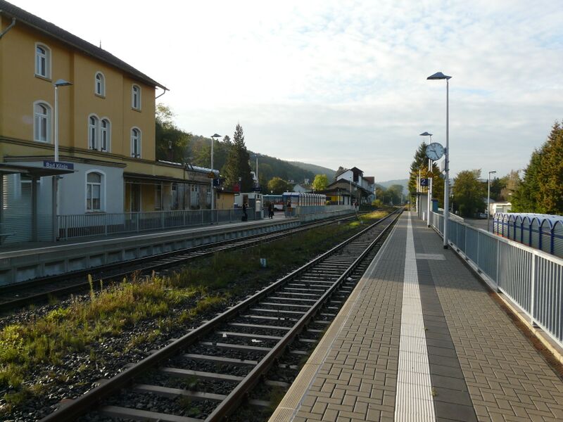 ملف:200910070828MEZ Bad König Bahnhof.JPG