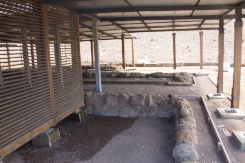 ملف:Edificio Arcaico Lavinium 01.jpg