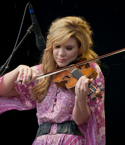 ملف:Alison Krauss 2011.jpg