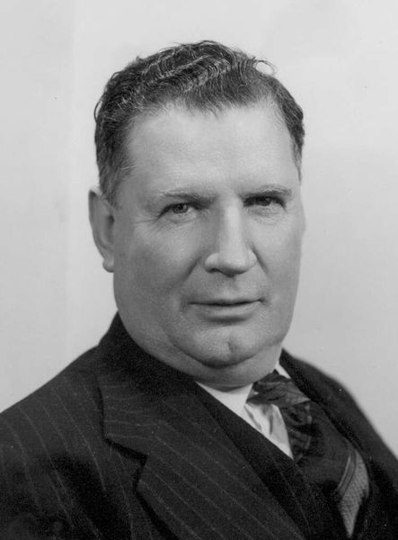 ملف:Arthur Fadden.jpg