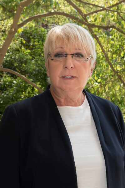 ملف:Claire O'Petit.jpg