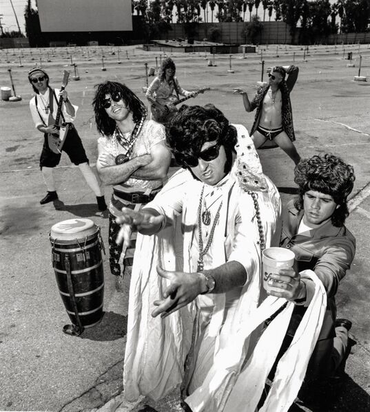 ملف:Dread zeppelin drivein.jpg