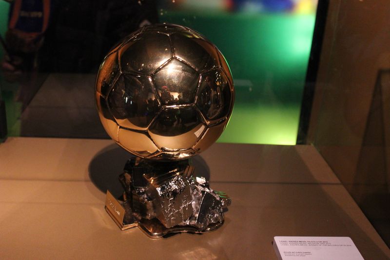 ملف:FIFA Ballon d'Or, Lionel Messi 2015 010.jpg