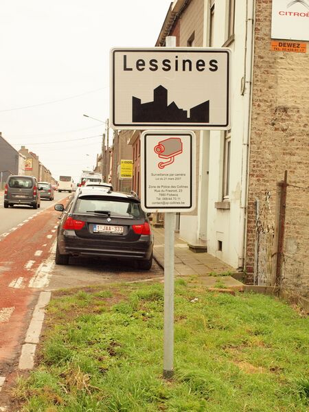 ملف:Lessines-BE-panneau d'agglomération-01.jpg