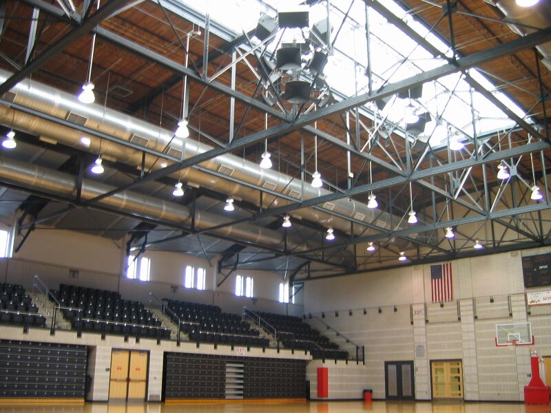 ملف:Ritchie Coliseum INSIDE.jpg