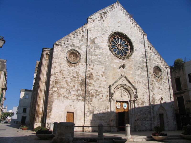 ملف:Conversano03.jpg