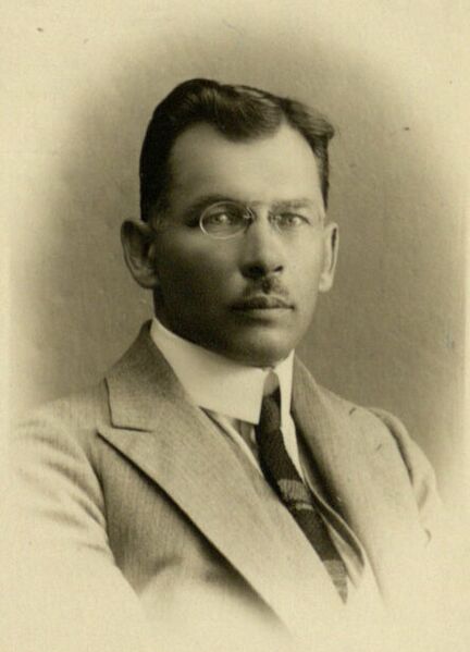 ملف:Danielius Alseika.jpg