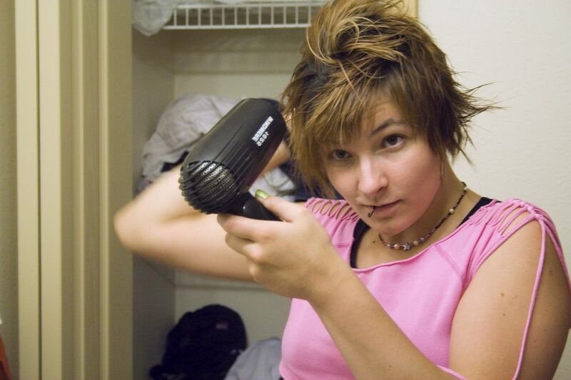 ملف:Handheld blowdryer.jpg