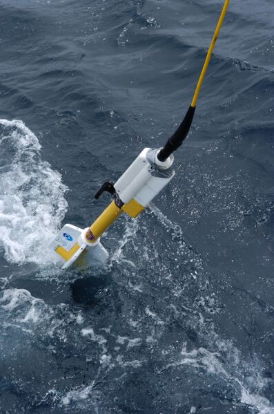 ملف:Magnetometer2004USNavy.jpg