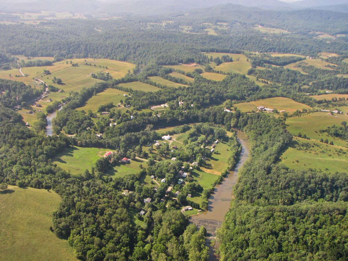 ملفAerial photograph of the Little River at Snowville, Virginia.jpg