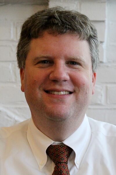 ملف:Andrew Gerber October2015 WM.jpg