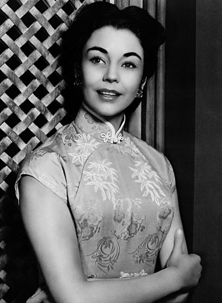 ملف:Jennifer Jones - Publicity.JPG