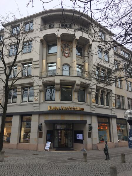 ملف:Kieler Nachrichten Sitz.JPG