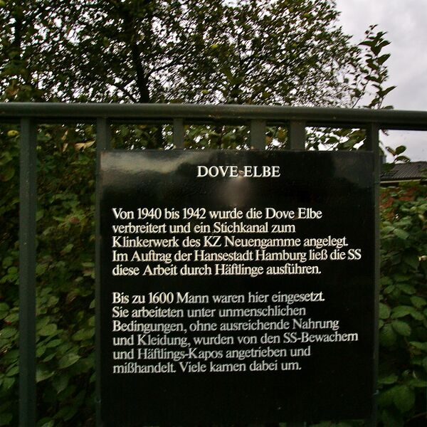 ملف:Neuengammer Stichkanal - Tafel.jpg