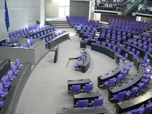 Reichstag Plenarsaal des Bundestags.jpg