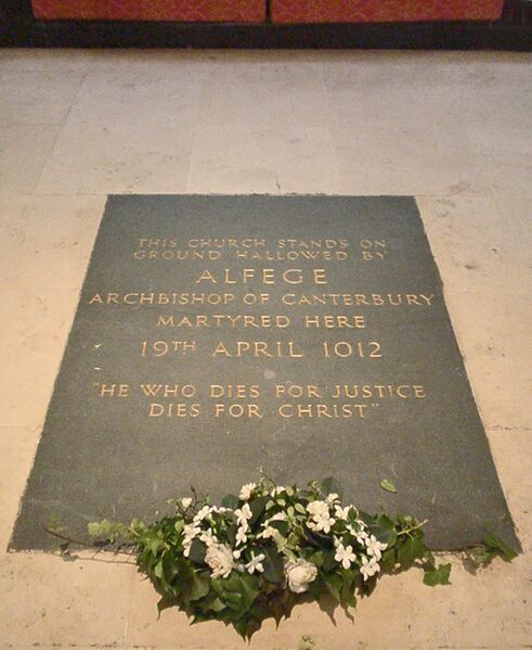 ملف:St Alphege, Greenwich (36640238541).jpg