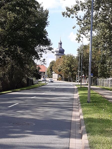 ملف:Tunzenhausen Hauptstraße.jpg