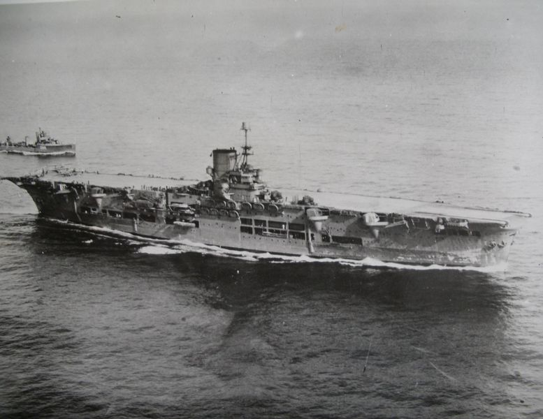 ملف:HMS Ark Royal.JPG
