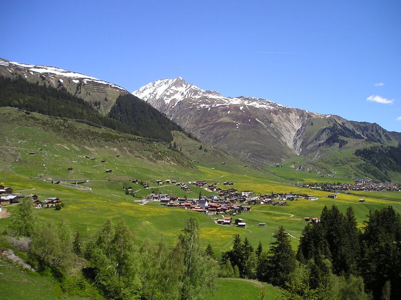 ملف:Surselva obere.JPG