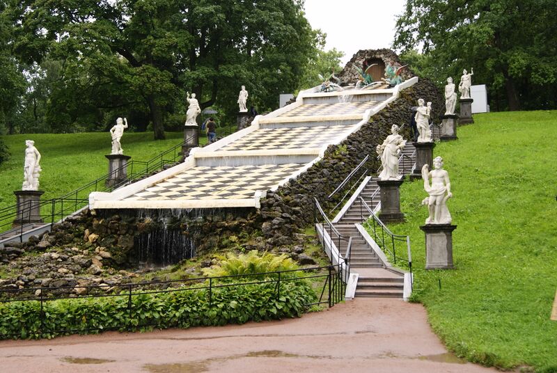 ملف:Драконов каскад.jpg