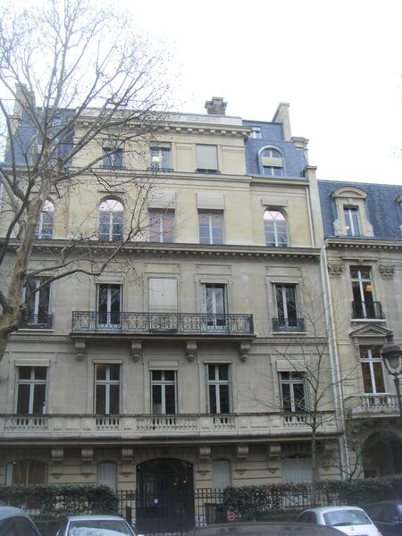 ملف:4 avenue Velasquez.JPG