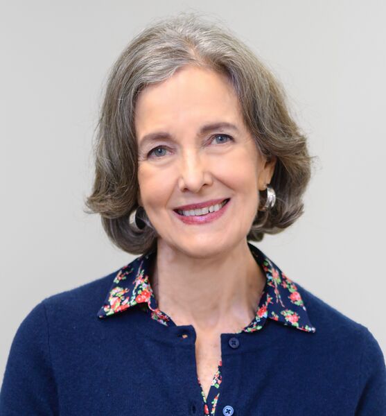 ملف:Helen Headshot.jpg