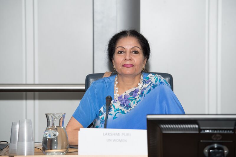 ملف:Lakshmi Puri.jpg
