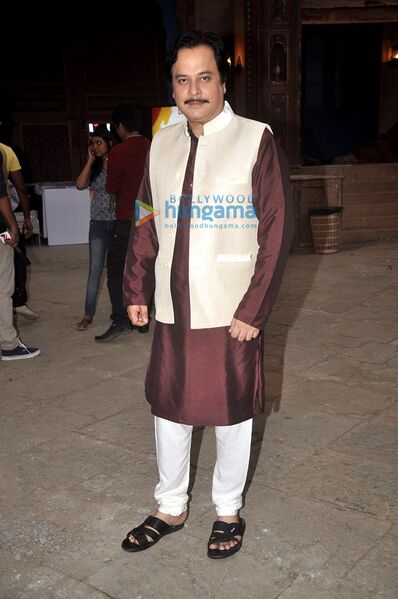 ملف:Mahesh Thakur.jpg