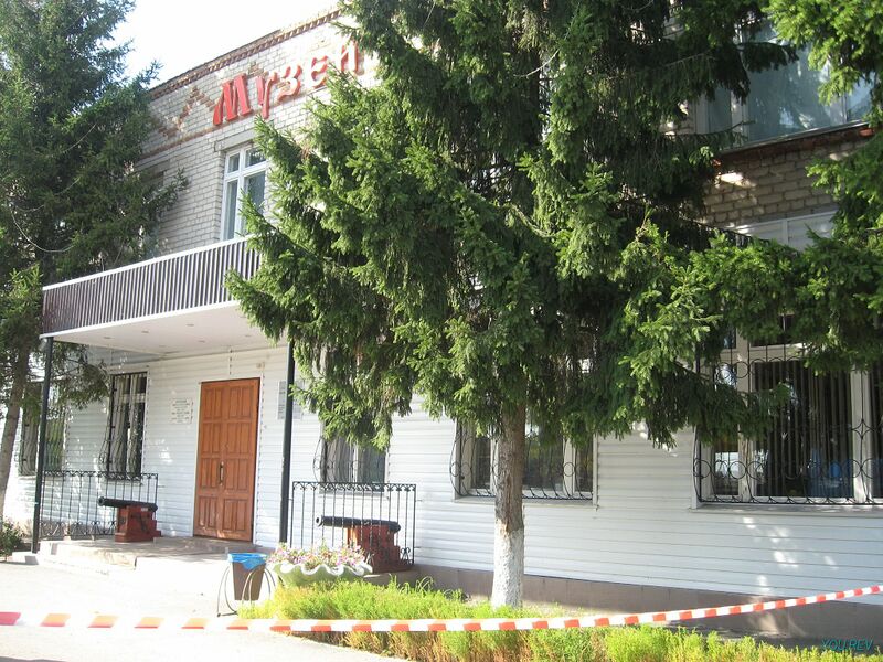 ملف:Ялуторовск музей.jpg