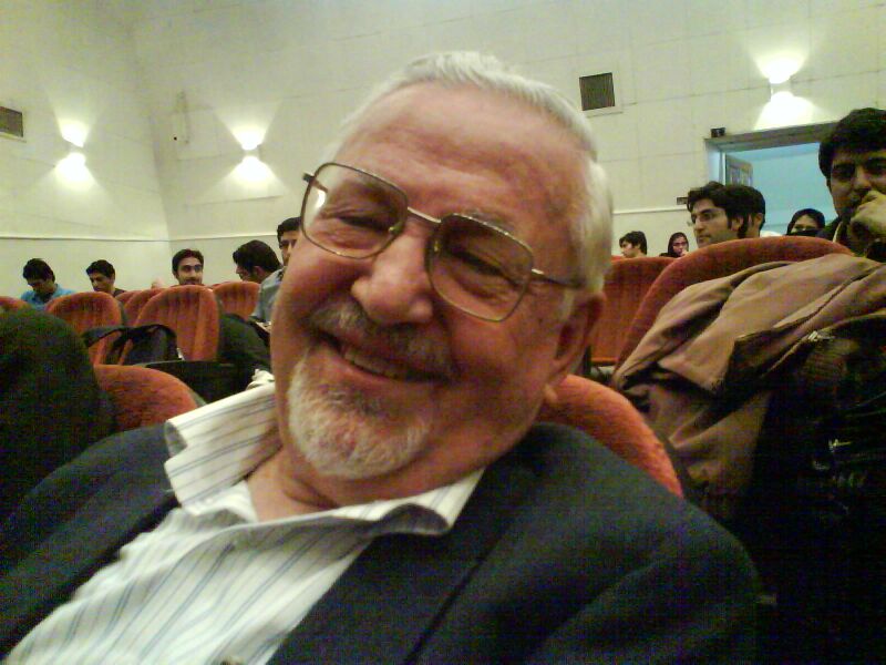 ملف:Ebrahim Yazdi.JPG