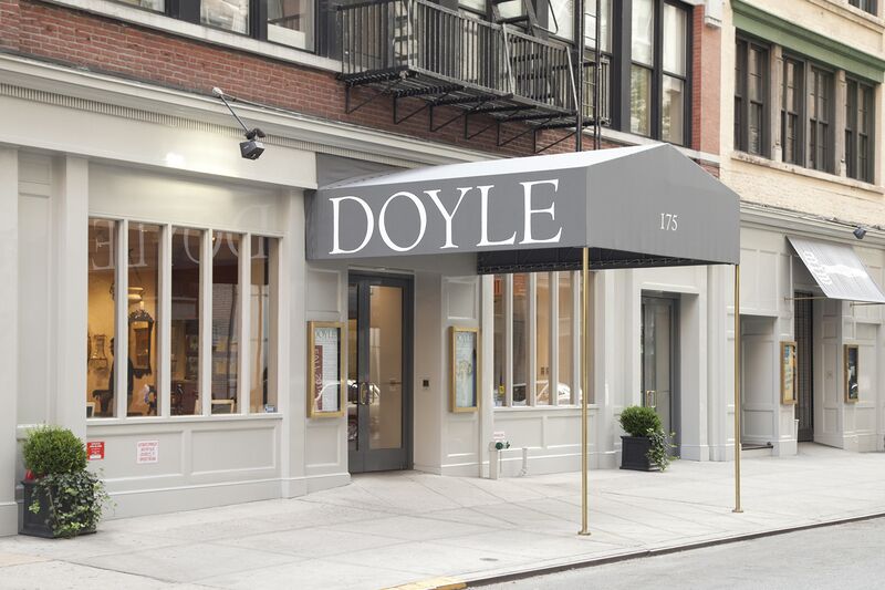 ملف:Doyle-facade-2014.jpg