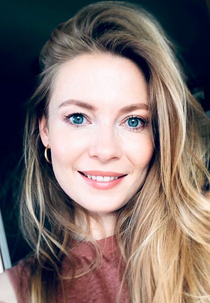 ملف:Karolina Chapko (2020) (cropped).jpg