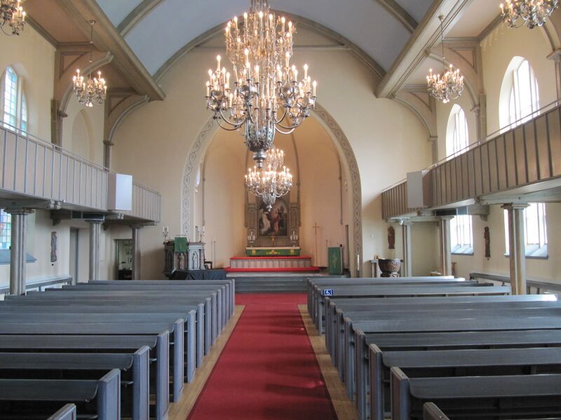 ملف:Alnö nya kyrka ext2.jpg