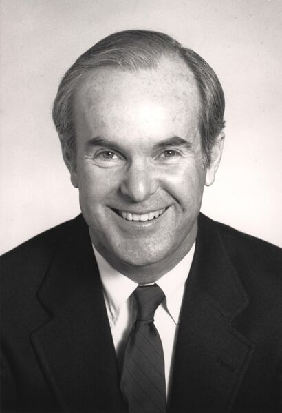 ملف:Booth Gardner.jpg