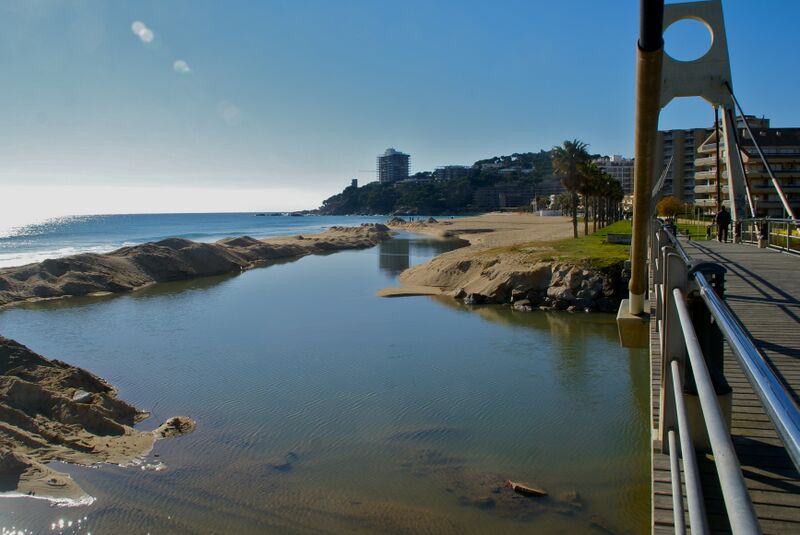 ملف:Calonge - rdc desembocadament.jpg