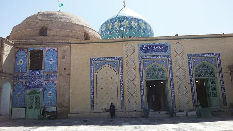 ملف:Chehel Akhataran3.jpg