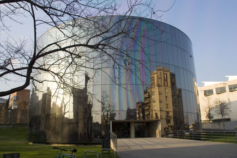 ملف:Nexus I (Barcelona).jpg