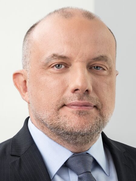 ملف:Jüri Luik 2017-06-09 (cropped).jpg