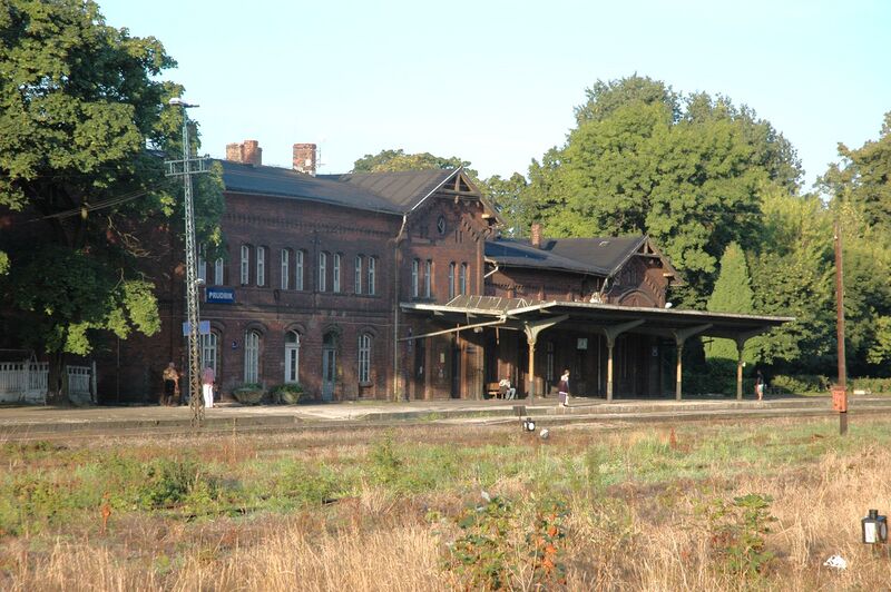 ملف:Prudnik station.jpg