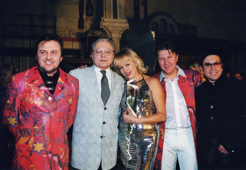 ملف:Samotsvety in 2007.jpg