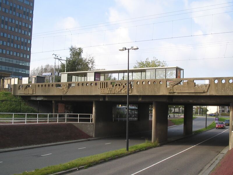 ملف:Vlaardingen station Oost.jpg