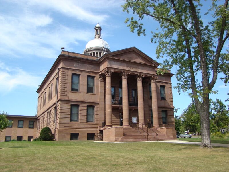 ملف:Bayfield County WI Courthouse.JPG