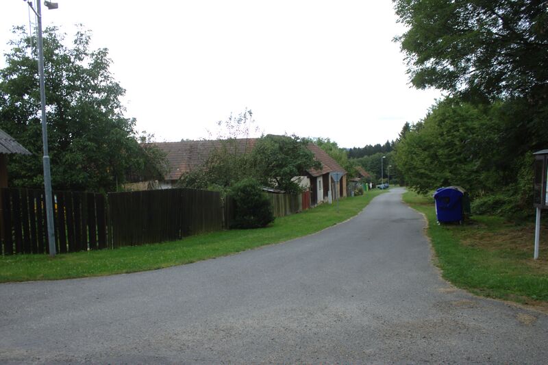 ملف:Kateřinky, cesta II.jpg